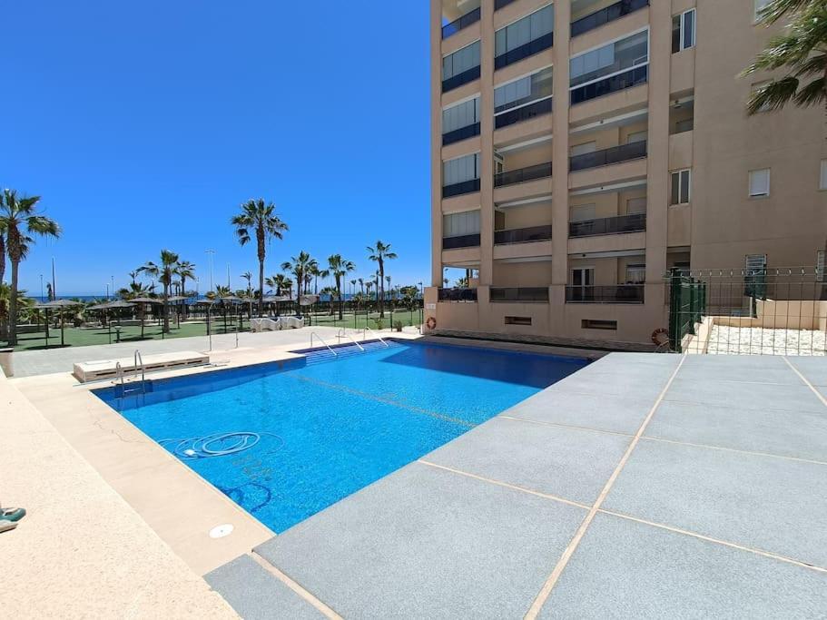 Mar Y Sal 11 Suites, Gran Terraza Con Vistas Al Mar, 2 Hab Y Piscina 滨海罗克塔斯 外观 照片